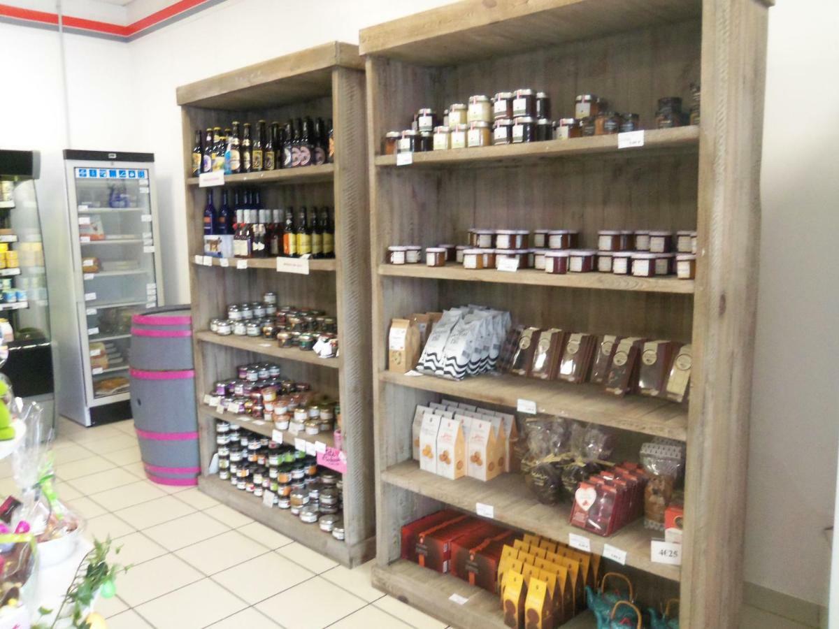 Do Mi Si La Do Re Gite Partage Saint-Carreuc Eksteriør bilde